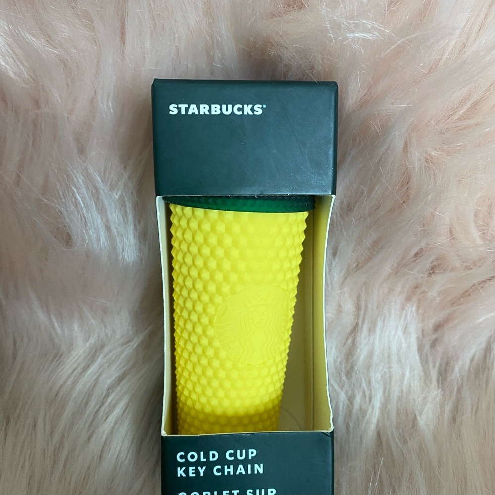 🌴Starbucks☀️ Pineapple🍍 Keychain